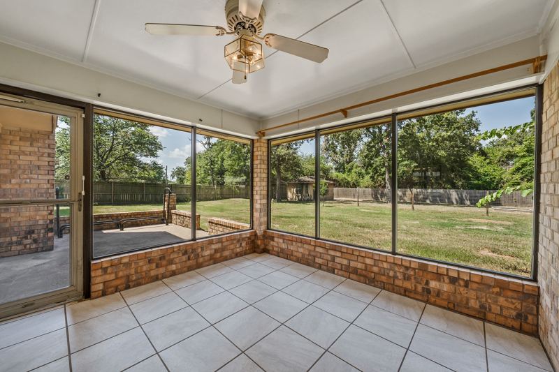 11'×11' sunroom overlooking the yard